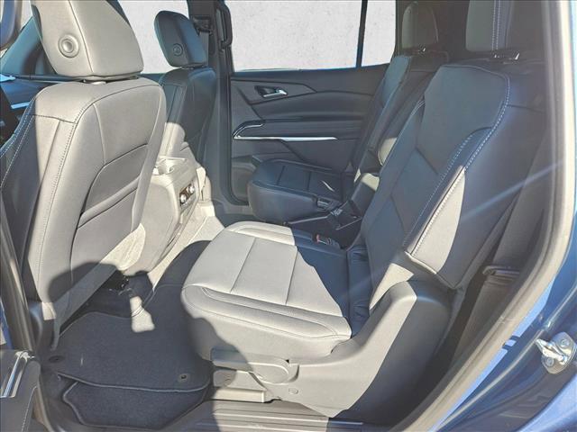 new 2026 Chevrolet Traverse car, priced at $43,420