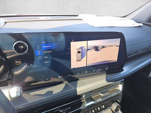 new 2026 Chevrolet Traverse car, priced at $43,420