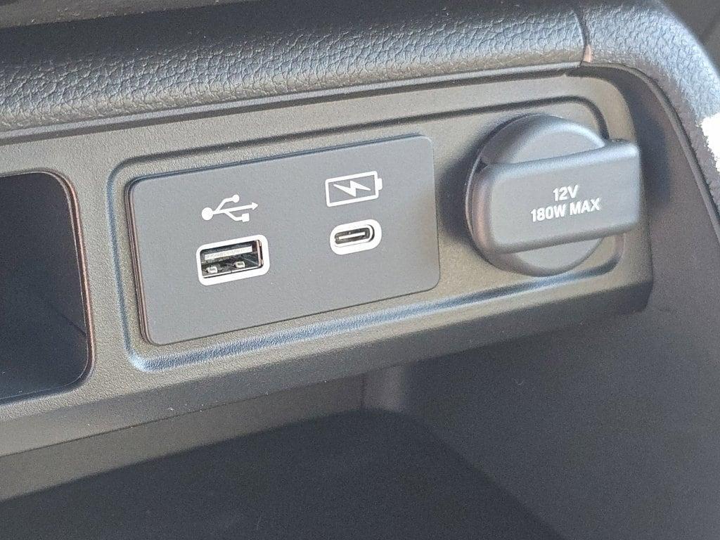 new 2025 Honda Pilot car, priced at $48,260