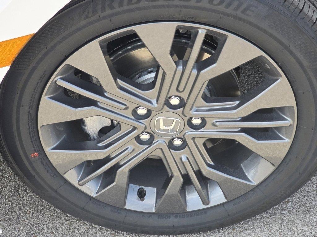 new 2026 Honda Odyssey car, priced at $46,459