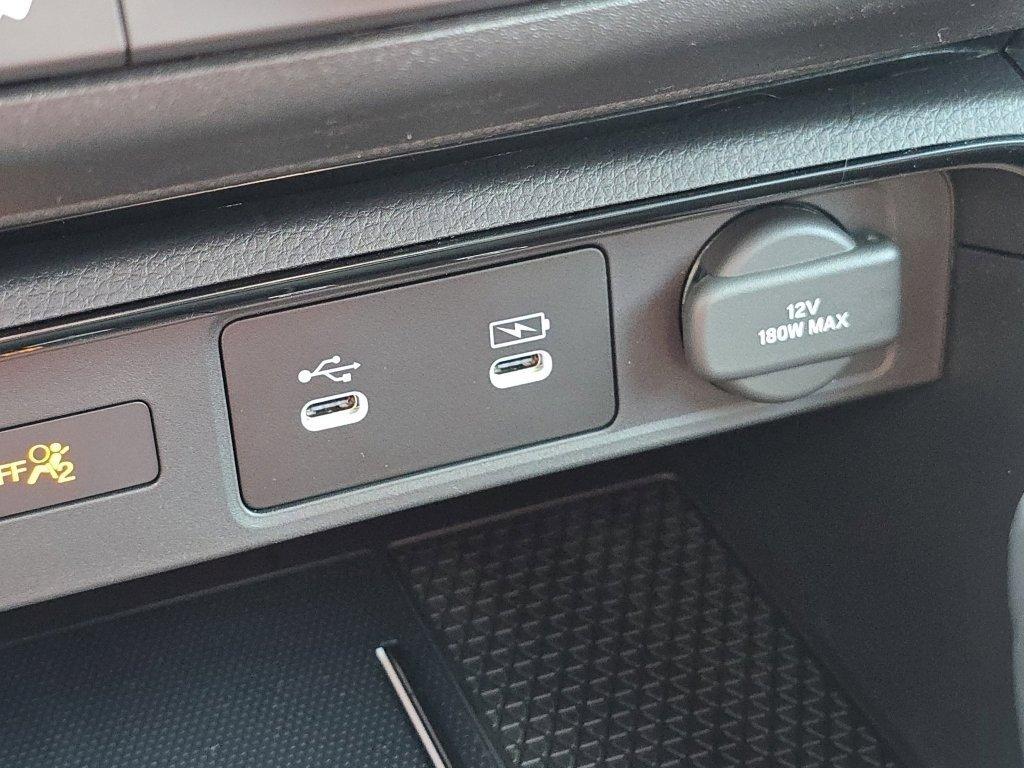 new 2026 Honda CR-V Hybrid car, priced at $41,175