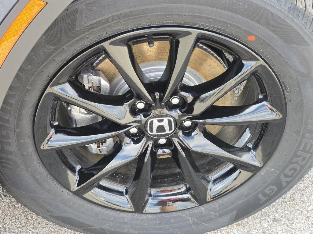 new 2026 Honda CR-V Hybrid car, priced at $41,175