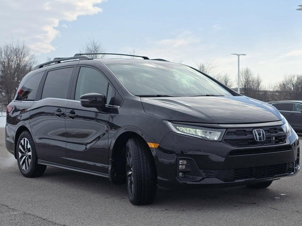 new 2026 Honda Odyssey car, priced at $42,600
