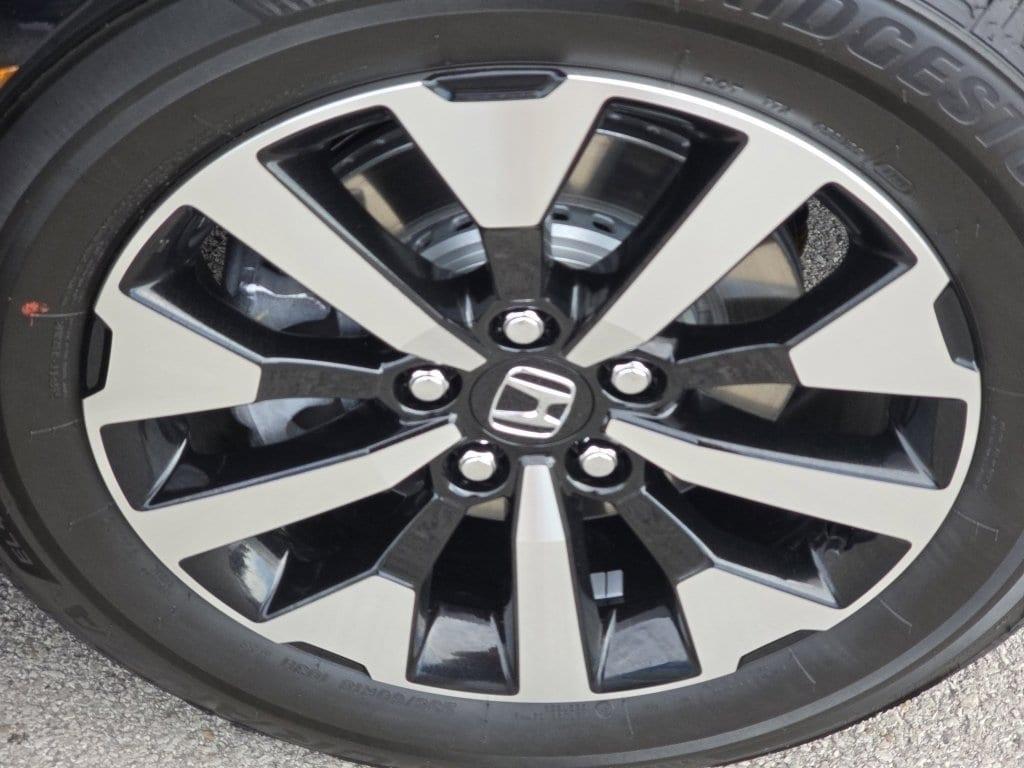 new 2026 Honda Odyssey car, priced at $42,600