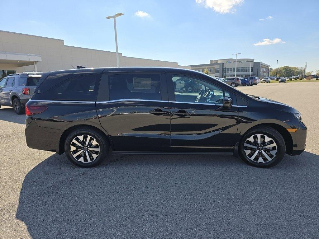 new 2026 Honda Odyssey car, priced at $42,000