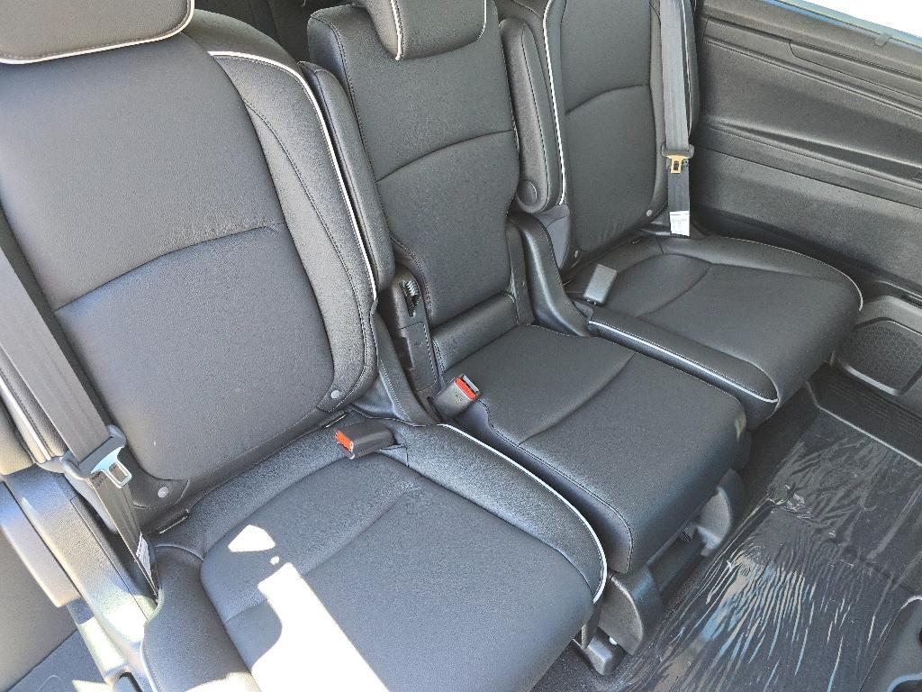 new 2026 Honda Odyssey car, priced at $46,459