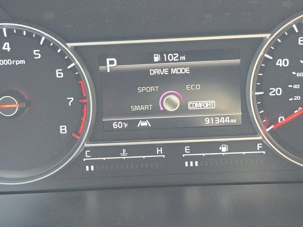 used 2022 Kia Sorento car, priced at $21,358