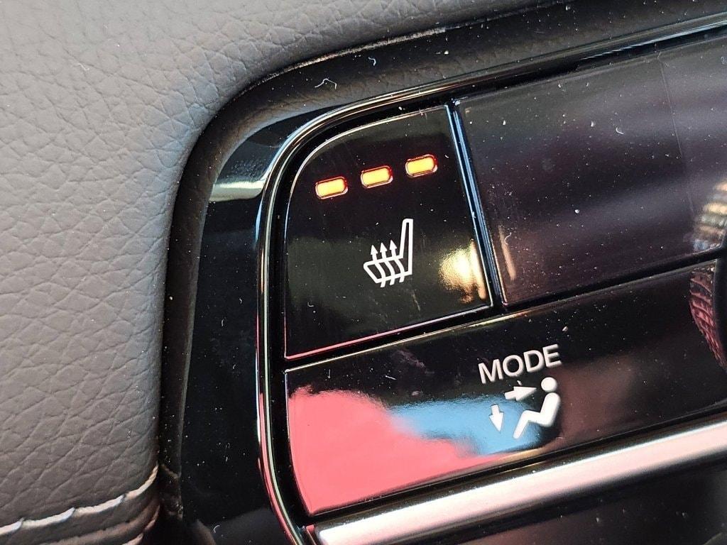 new 2025 Honda Pilot car, priced at $45,250