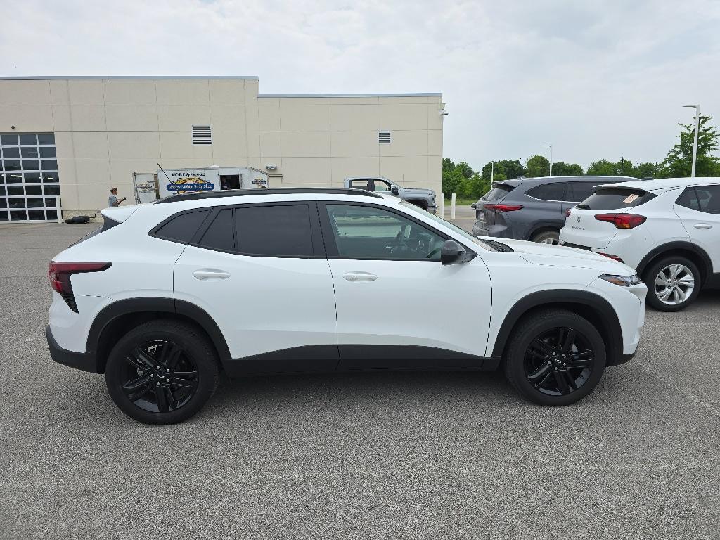 used 2025 Chevrolet Trax car, priced at $25,895