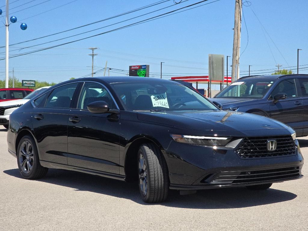 new 2026 Honda Accord Hybrid car, priced at $35,165