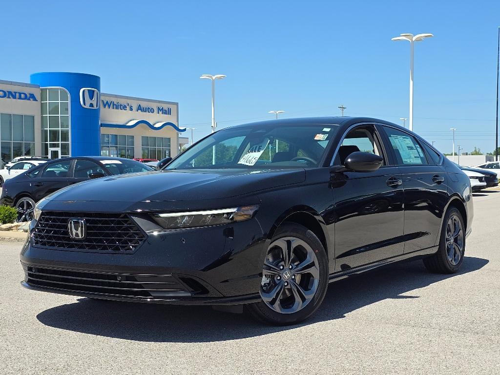 new 2026 Honda Accord Hybrid car, priced at $35,165