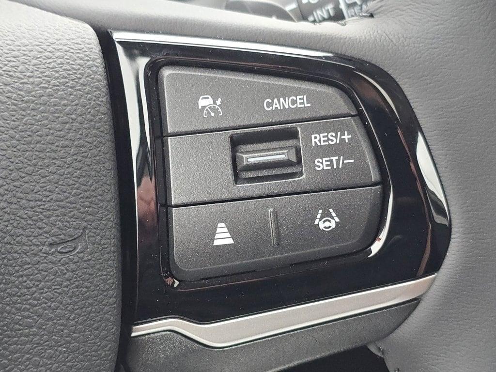 new 2026 Honda Odyssey car, priced at $44,610