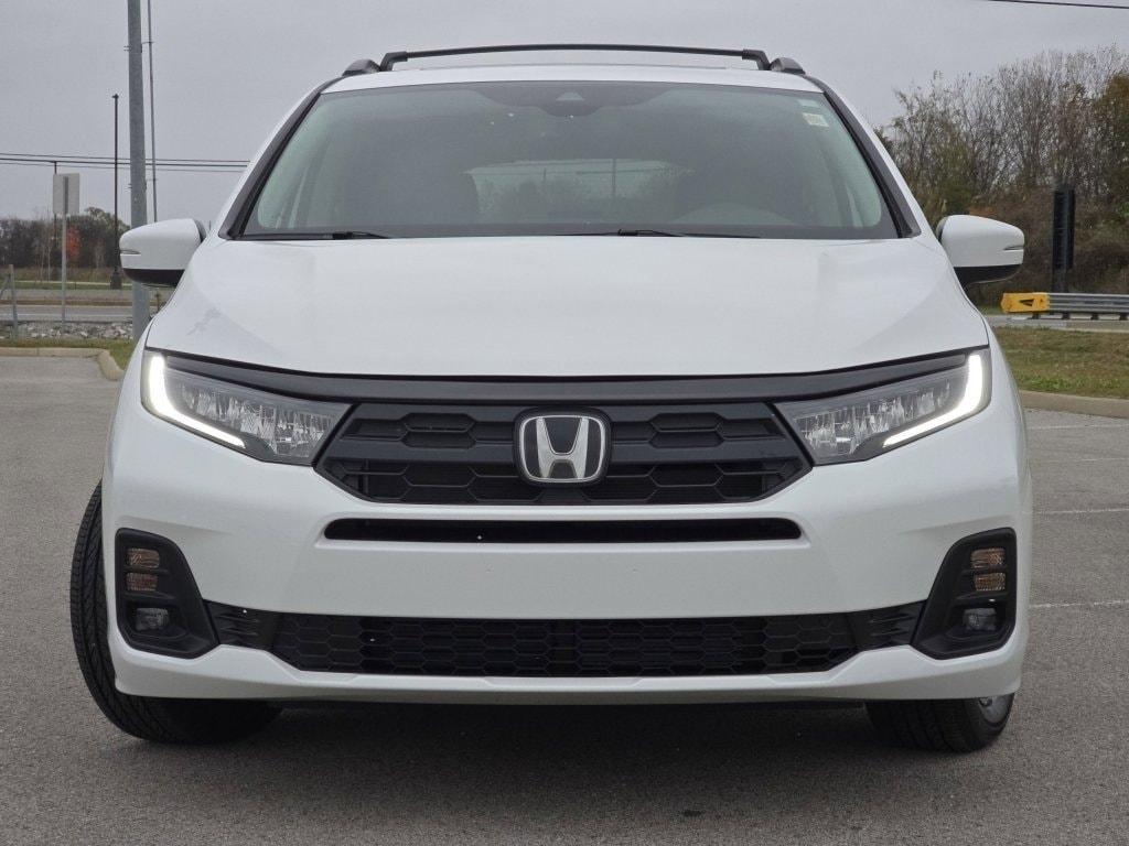 new 2026 Honda Odyssey car, priced at $44,610