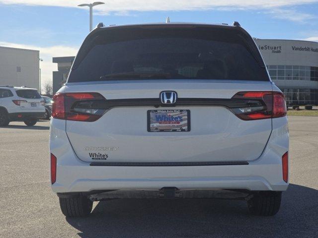 new 2026 Honda Odyssey car, priced at $45,025