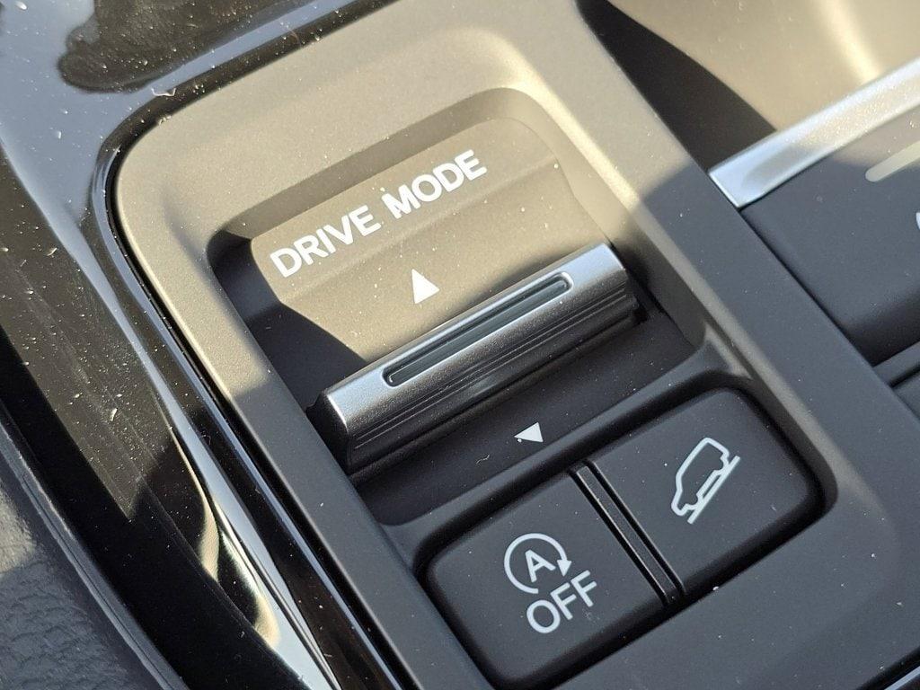 new 2025 Honda Pilot car, priced at $47,230