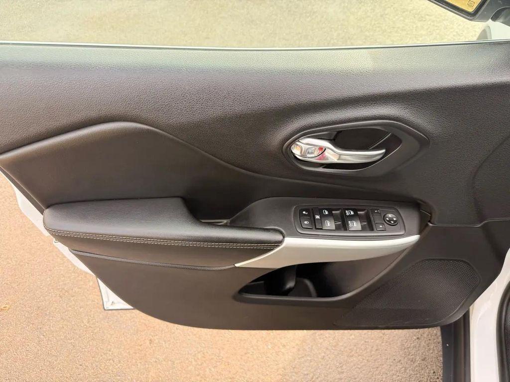 used 2018 Jeep Cherokee car, priced at $11,355