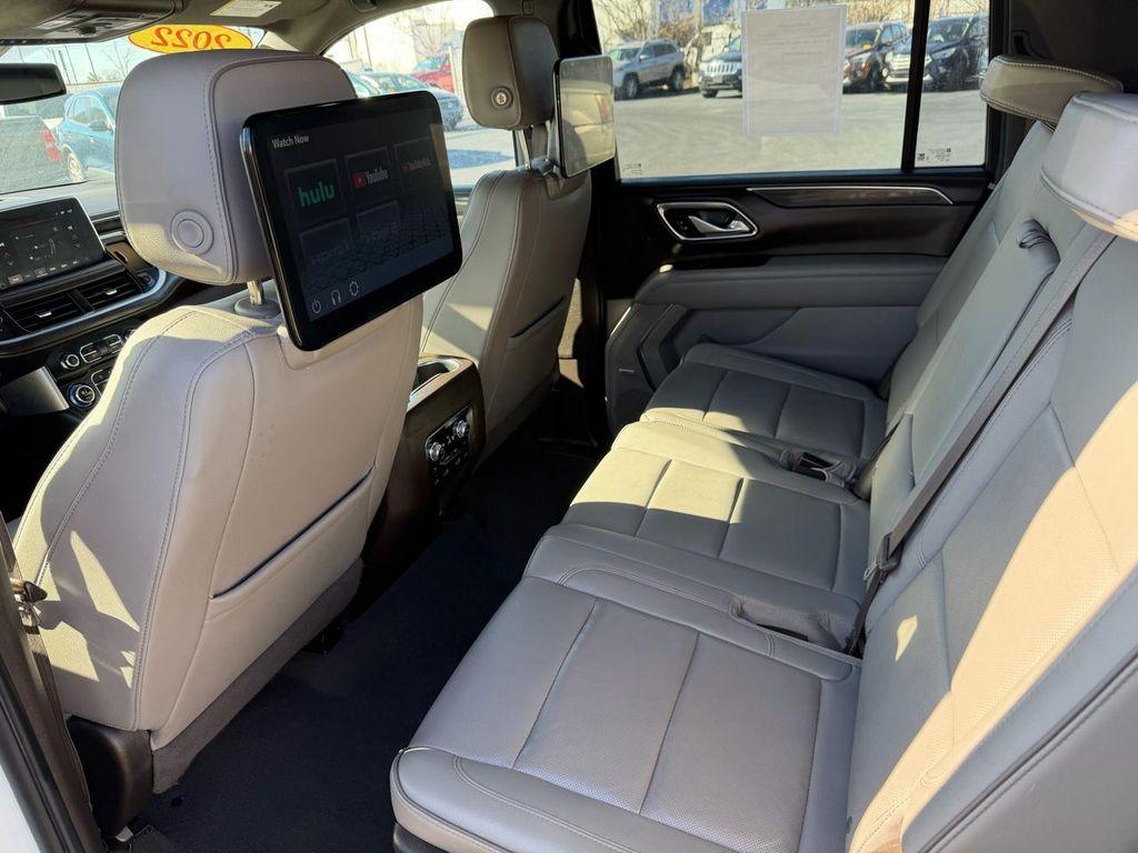 used 2022 GMC Yukon XL car, priced at $37,955