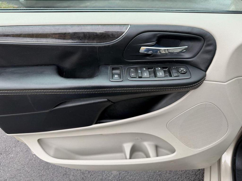 used 2015 Chrysler Town & Country car, priced at $8,755