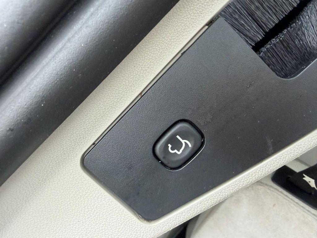 used 2015 Chrysler Town & Country car, priced at $8,755