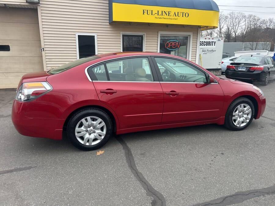 used 2009 Nissan Altima car, priced at $5,995