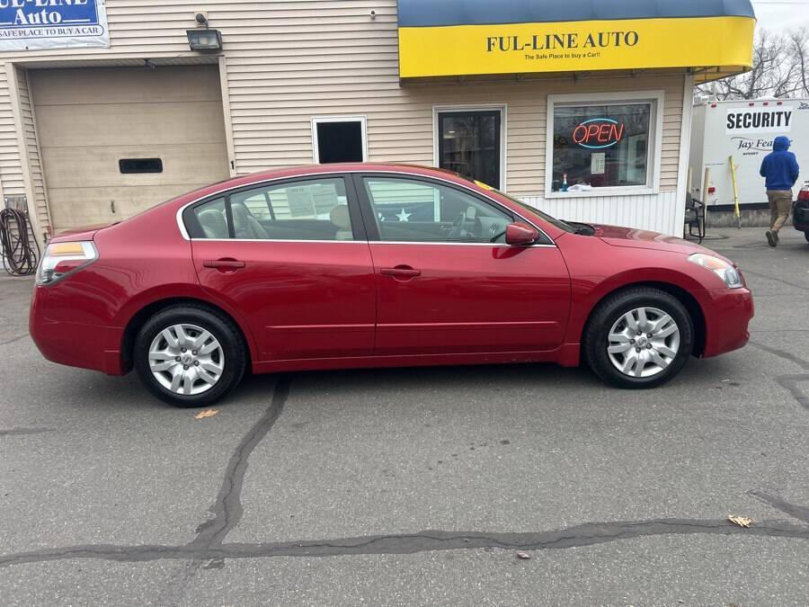 used 2009 Nissan Altima car, priced at $5,995