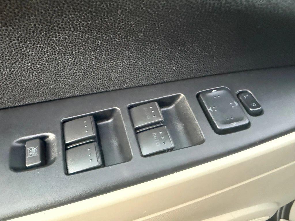 used 2009 Mazda CX-7 car, priced at $7,499