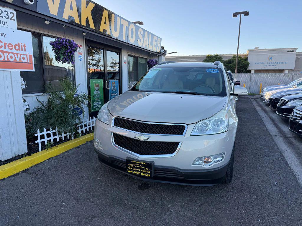 used 2009 Chevrolet Traverse car, priced at $7,999