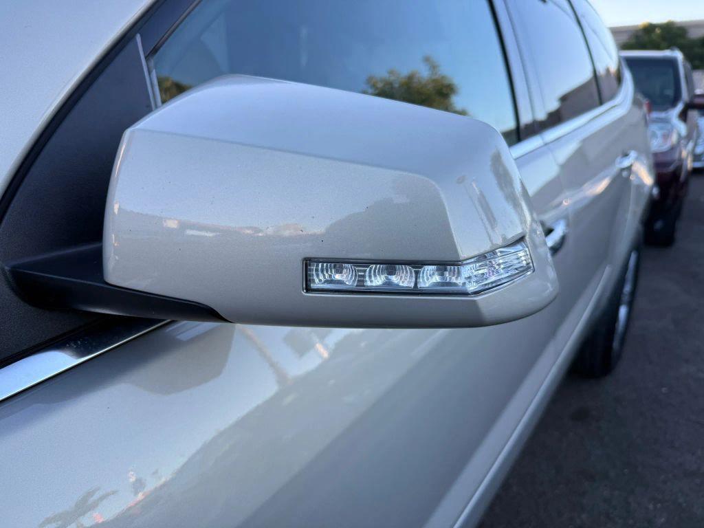 used 2009 Chevrolet Traverse car, priced at $7,999