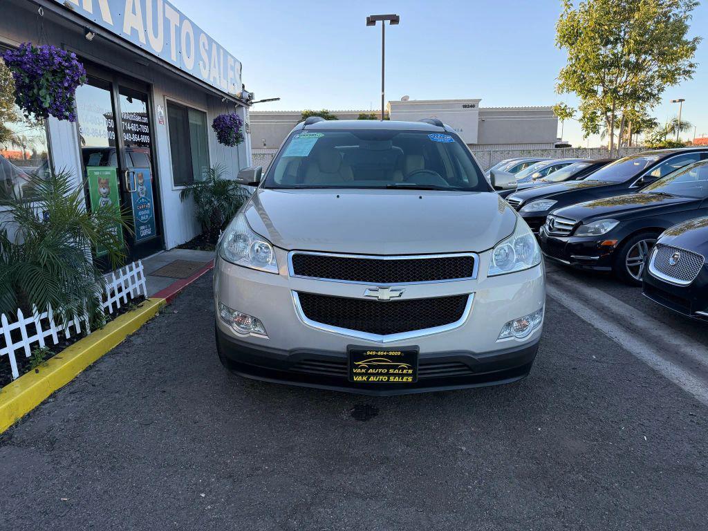 used 2009 Chevrolet Traverse car, priced at $7,999