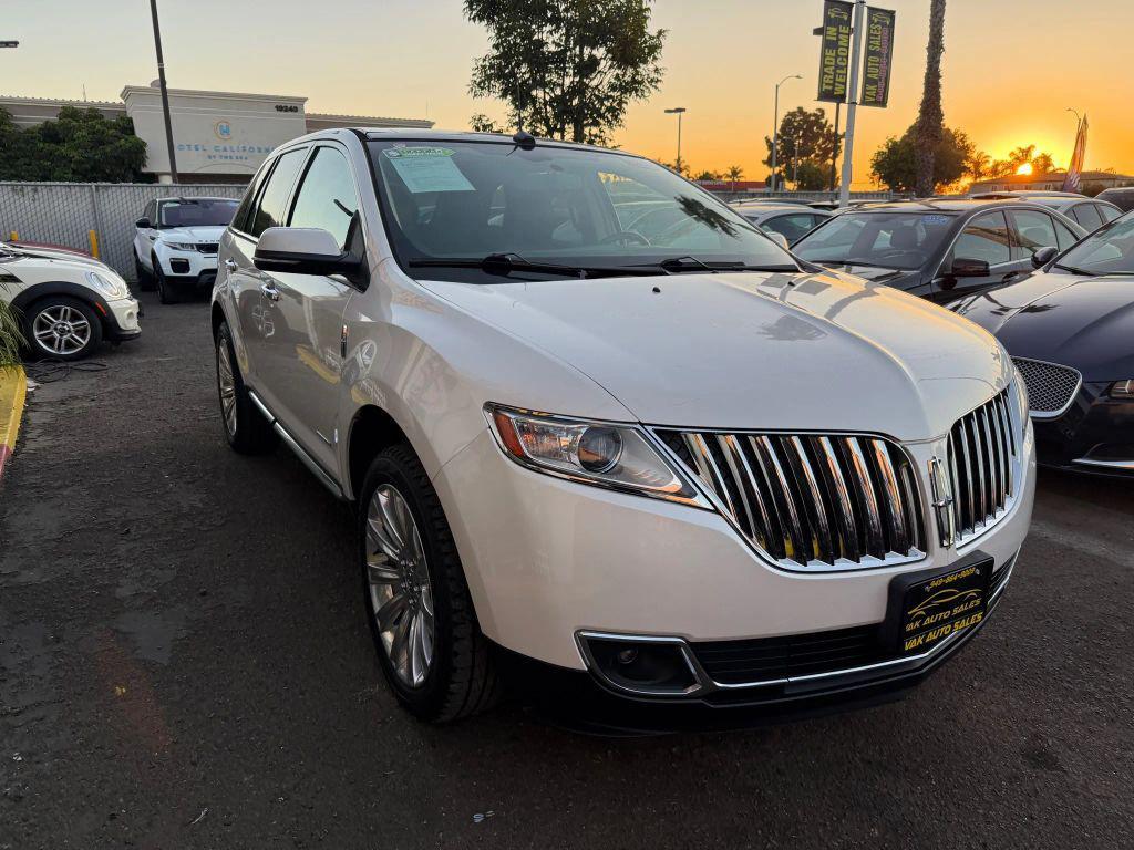 used 2013 Lincoln MKX car, priced at $8,999