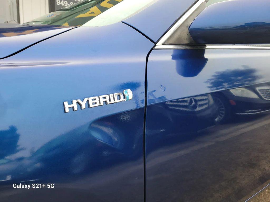 used 2009 Toyota Camry Hybrid car, priced at $8,499