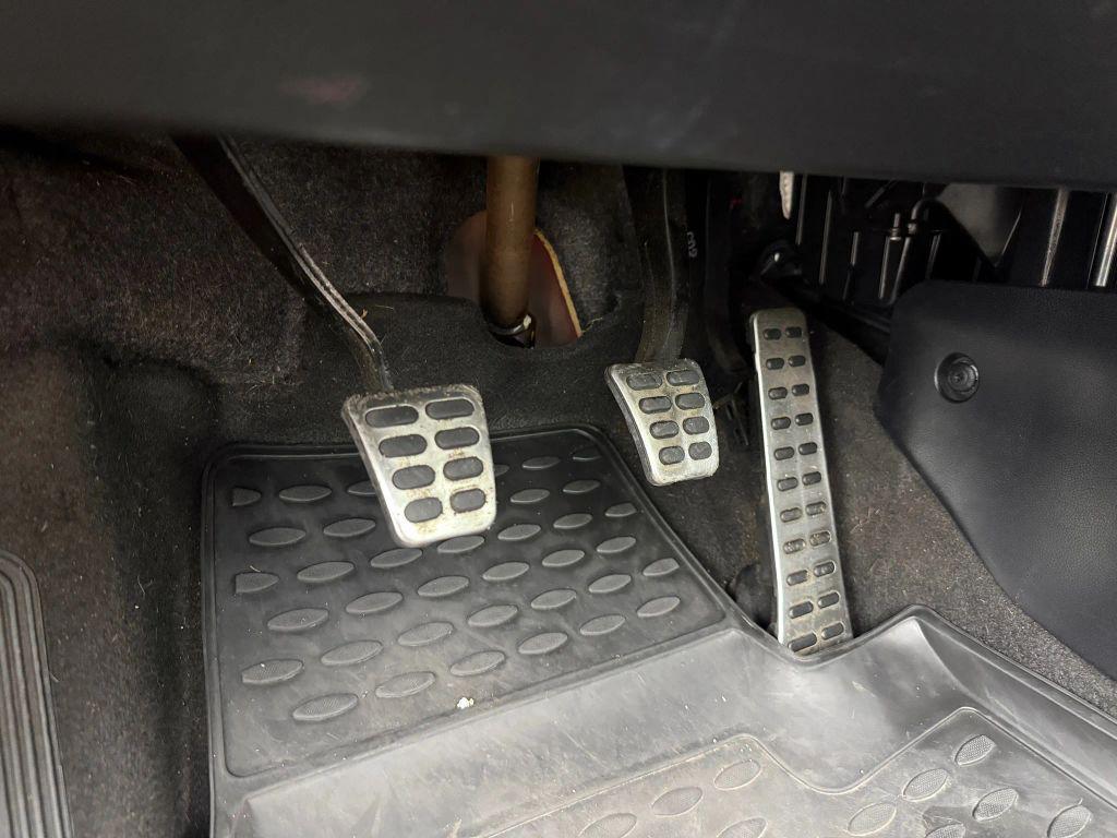 used 2013 Hyundai Veloster car, priced at $7,999