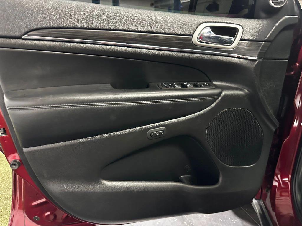 used 2022 Jeep Grand Cherokee car, priced at $23,211