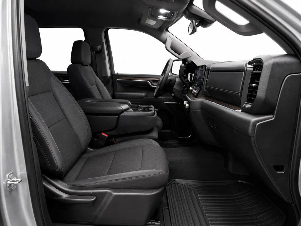 used 2024 Chevrolet Silverado 1500 car, priced at $43,795