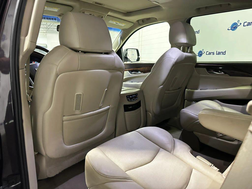 used 2016 Cadillac Escalade car, priced at $25,411