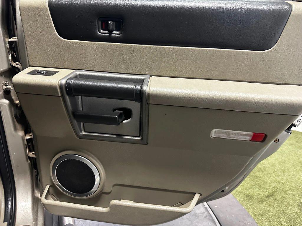 used 2004 Hummer H2 car, priced at $15,500