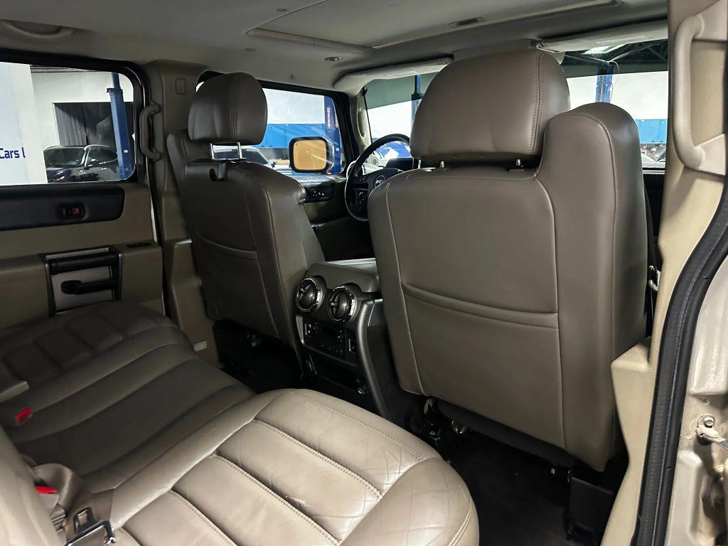 used 2004 Hummer H2 car, priced at $15,500