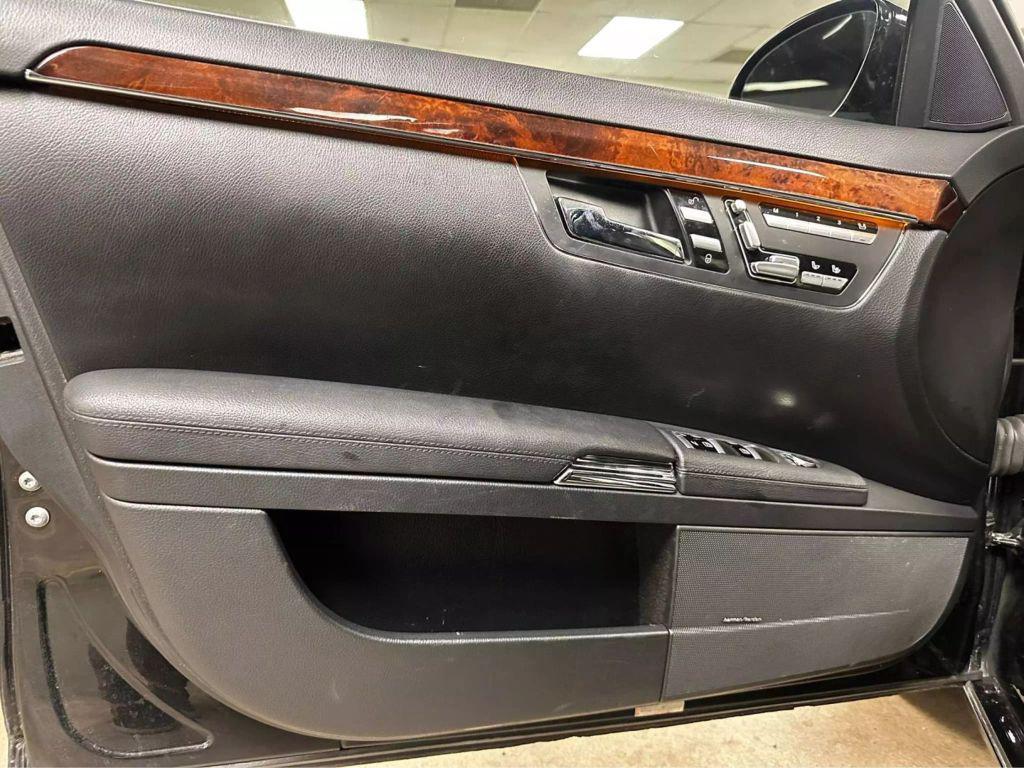 used 2009 Mercedes-Benz S-Class car, priced at $11,750