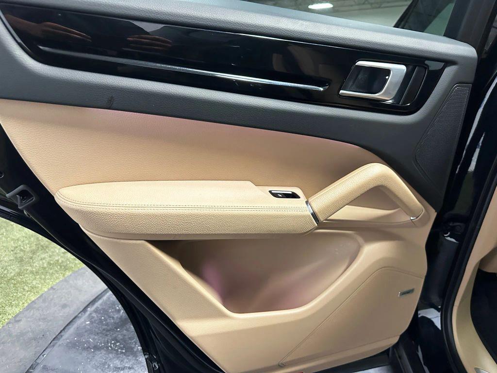 used 2022 Porsche Cayenne car, priced at $55,911