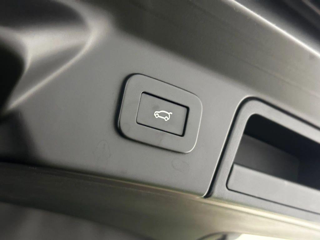 used 2023 Land Rover Range Rover Velar car, priced at $39,911