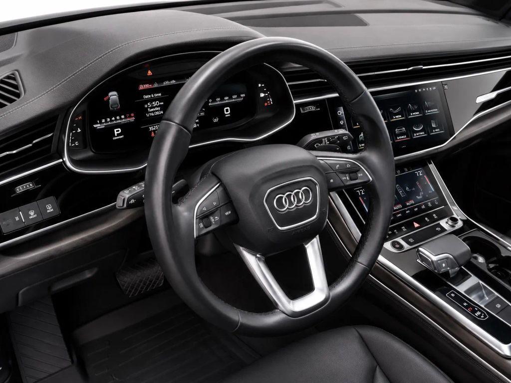 used 2023 Audi Q7 car, priced at $34,495