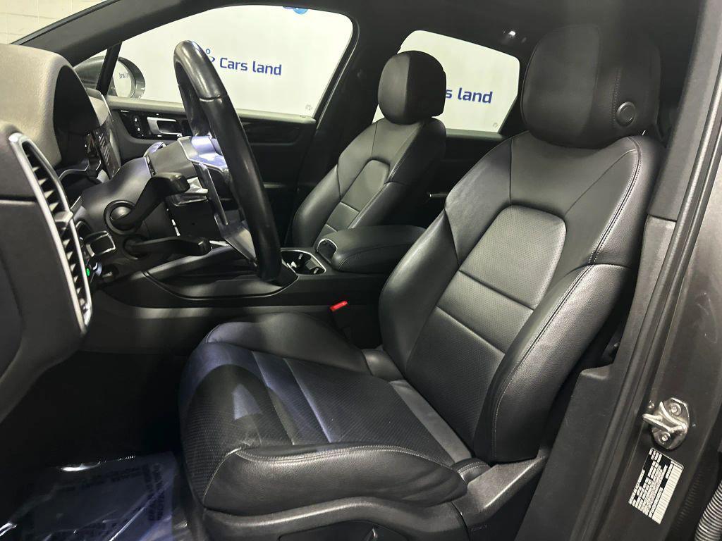 used 2022 Porsche Cayenne car, priced at $44,911