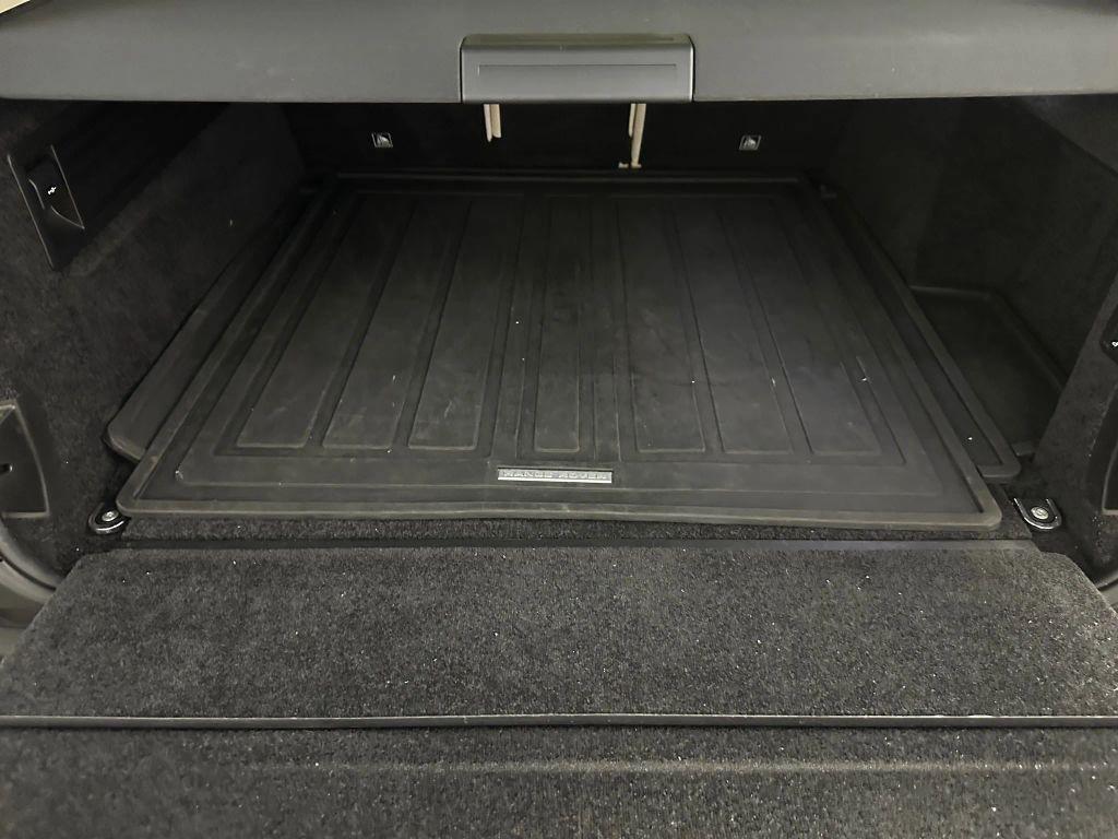 used 2021 Land Rover Range Rover car, priced at $43,911