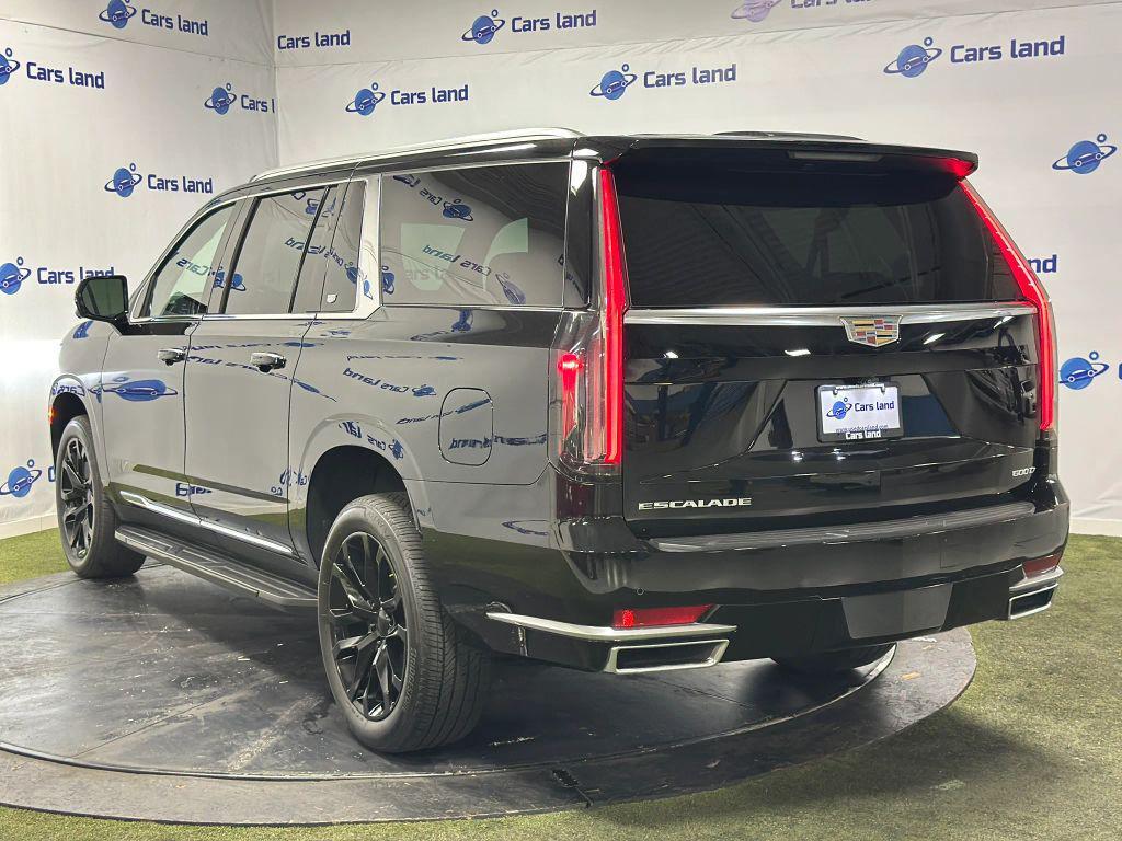 used 2023 Cadillac Escalade ESV car, priced at $71,511