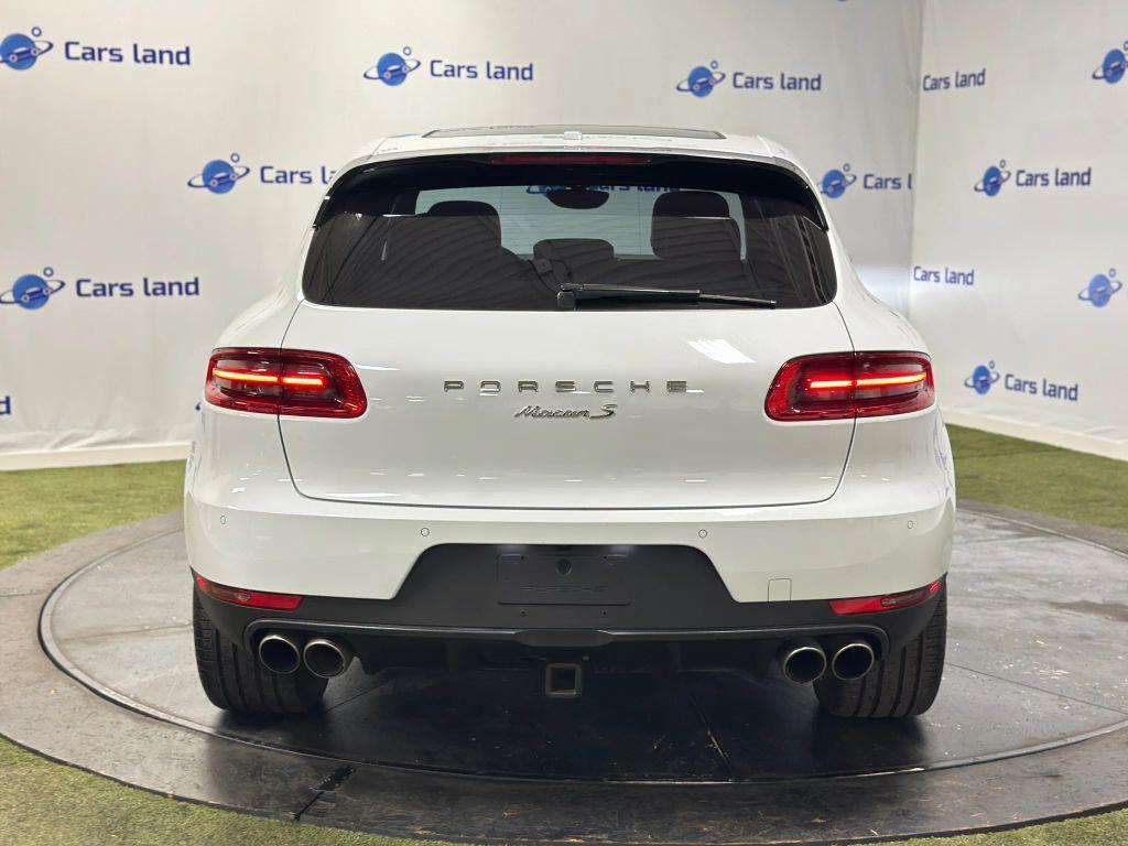 used 2018 Porsche Macan car, priced at $27,911