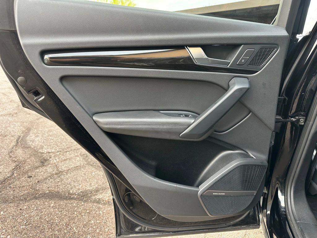 used 2020 Audi Q5 car, priced at $23,911