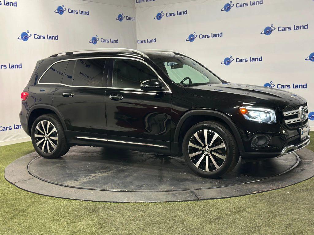 used 2021 Mercedes-Benz GLB 250 car, priced at $19,911