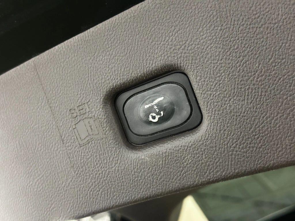 used 2022 Lincoln Nautilus car, priced at $27,611