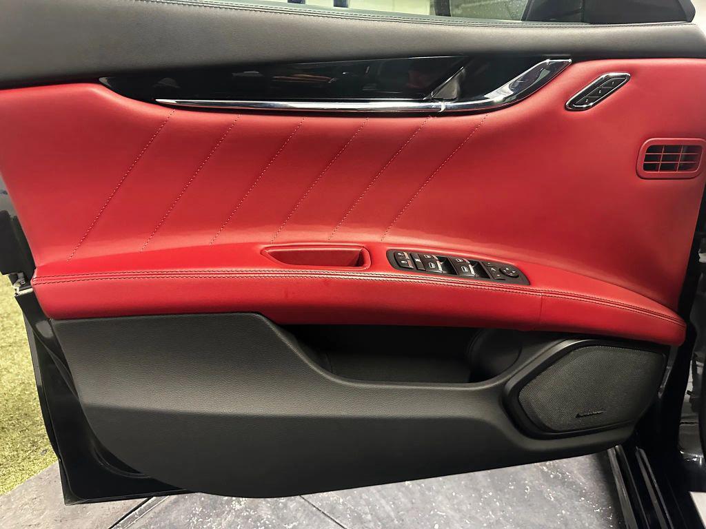 used 2022 Maserati Quattroporte car, priced at $38,811