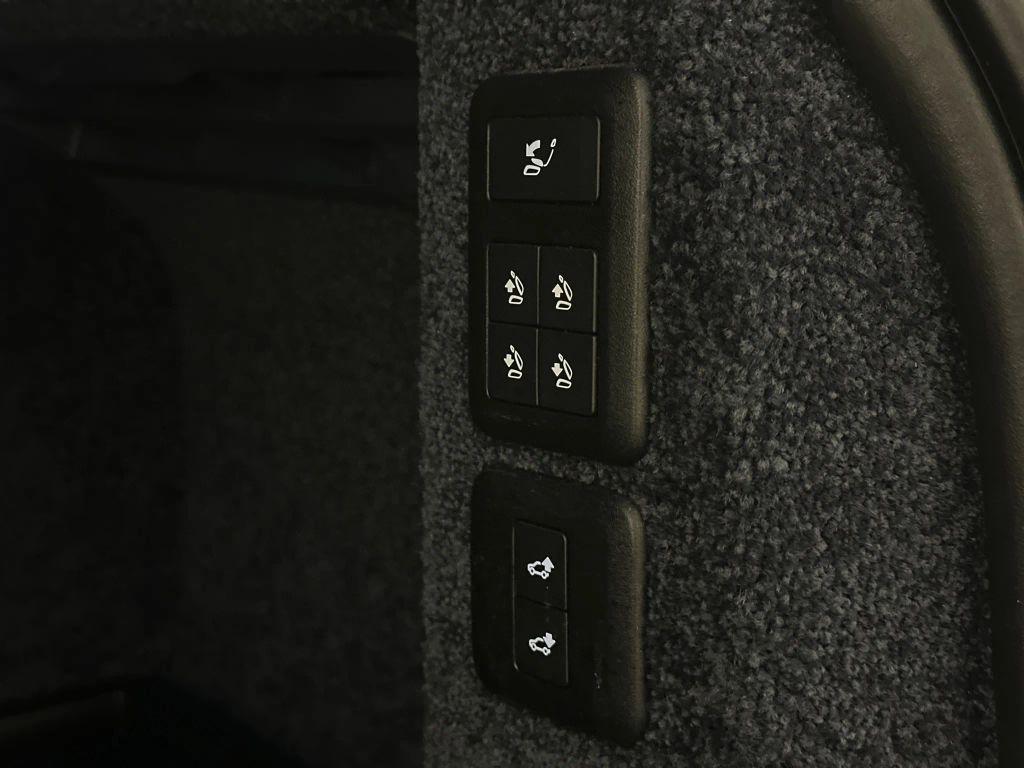 used 2021 Land Rover Range Rover car, priced at $43,711